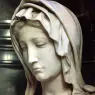 Michelangelo_Madonna_and_Child_detail1